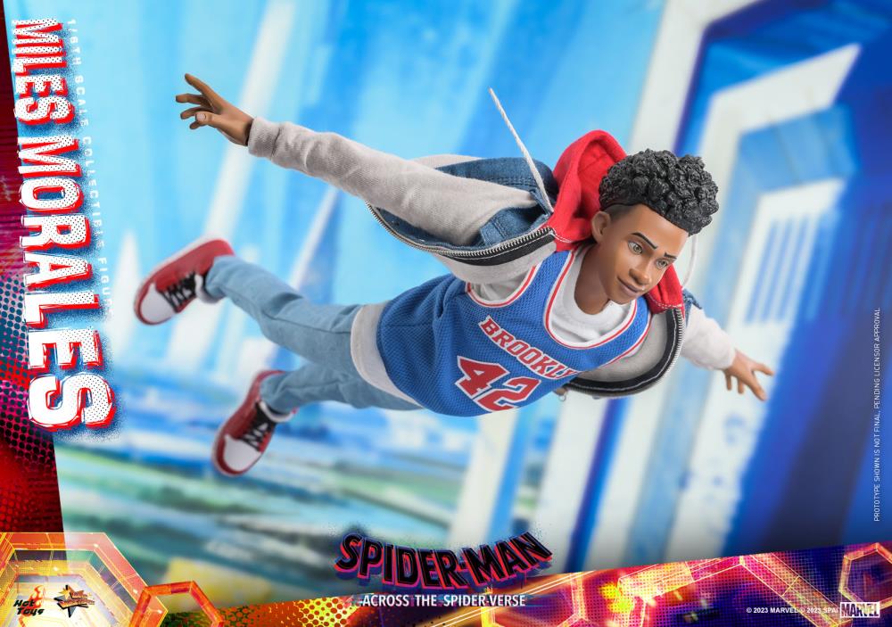 Spider-Man: Across The Spider-Verse: Part One MMS710 Spider-Man (Miles Morales) 1/6th Scale Collectible Figure Gallery Image 21