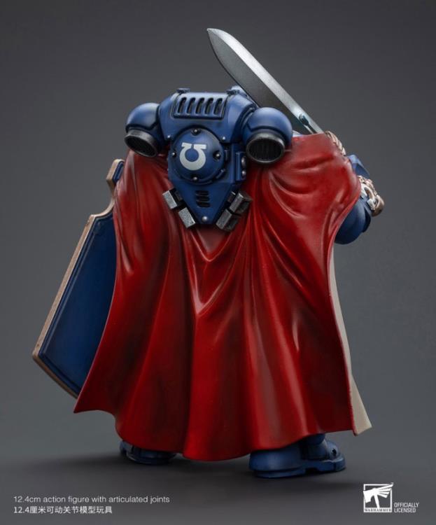 Warhammer 40K Ultramarines Victrix Guard 1/18 Scale Figure Gallery Image 4