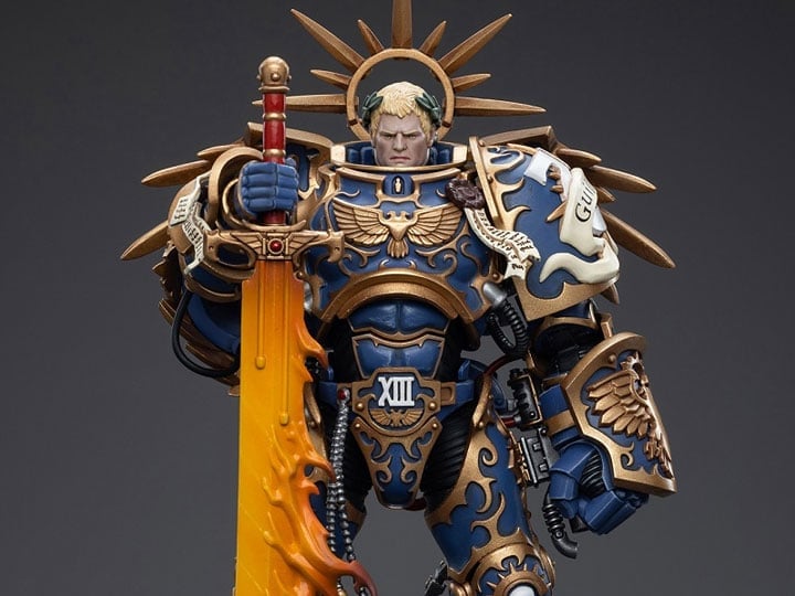 Warhammer 40K Ultramarines Primarch Roboute Guilliman 1/18 Scale Action Figure Gallery Image 1