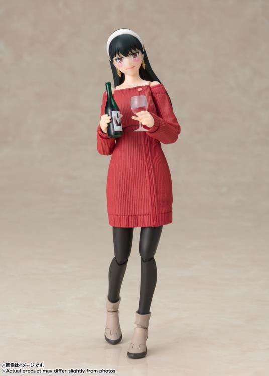 Spy x Family S.H.Figuarts Yor Forger (Mother of the Forger Family Ver.) Action Figure Gallery Image 7