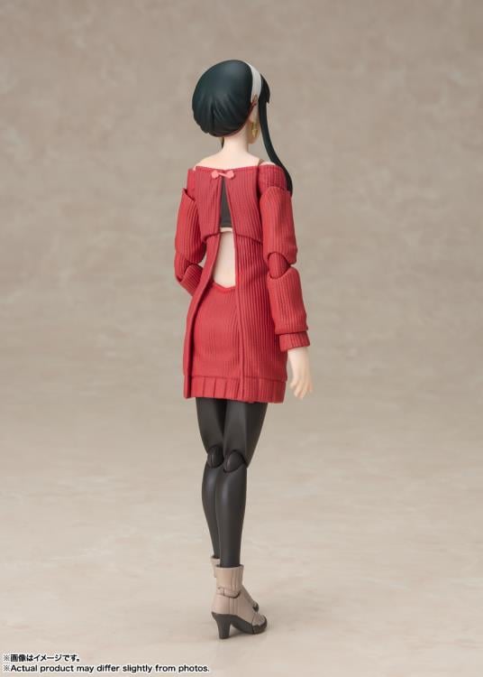 Spy x Family S.H.Figuarts Yor Forger (Mother of the Forger Family Ver.) Action Figure Gallery Image 4