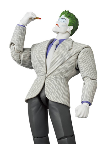 Batman: The Dark Knight Returns MAFEX No.214 The Joker (Variant Suit Ver.) Action Figure Gallery Image 2