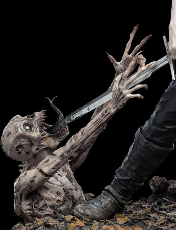 The Witcher Geralt The White Wolf (Season 2) 1/4 Scale Limited Edition Statue Gallery Image 12