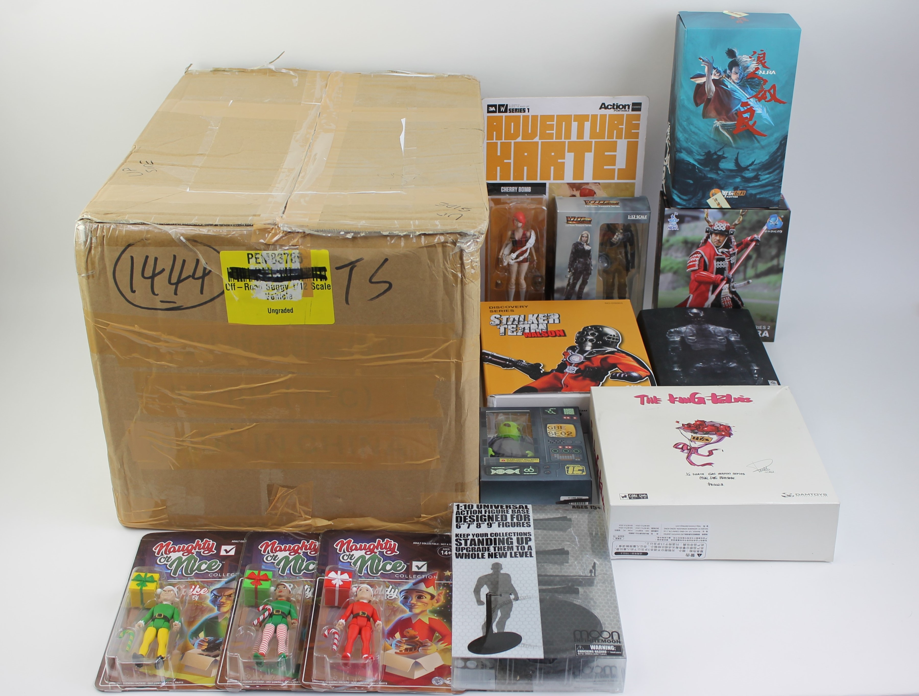 Defective Loot Box #1366 (DAMAGED - ALL SALES FINAL) Gallery Image 1