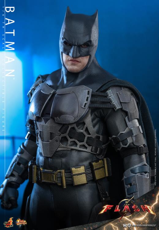 The Flash (2023) MMS705 Batman and Batcycle 1/6th Scale Collectible Figure Set Gallery Image 15
