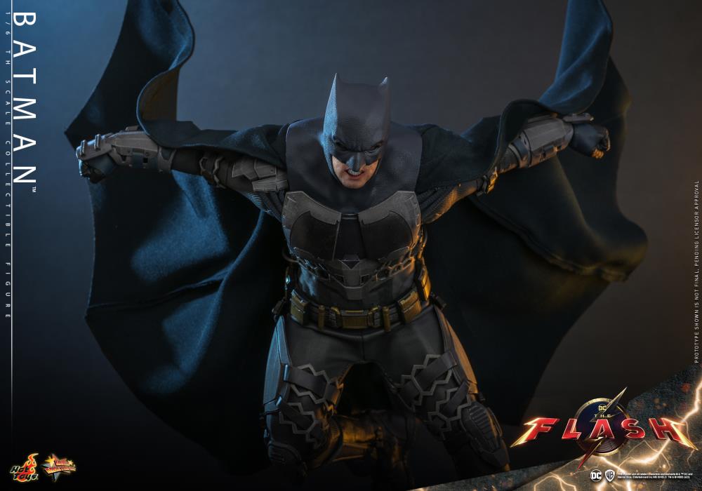 The Flash (2023) MMS705 Batman and Batcycle 1/6th Scale Collectible Figure Set Gallery Image 11
