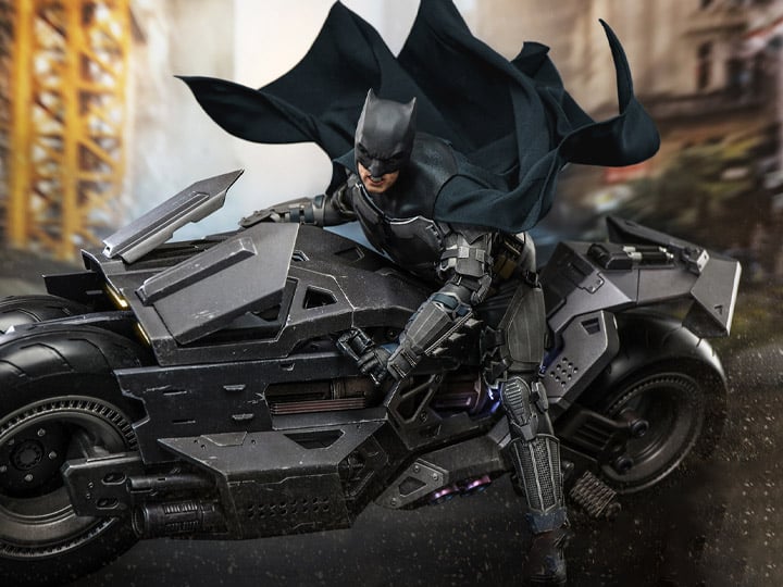 The Flash (2023) MMS705 Batman and Batcycle 1/6th Scale
