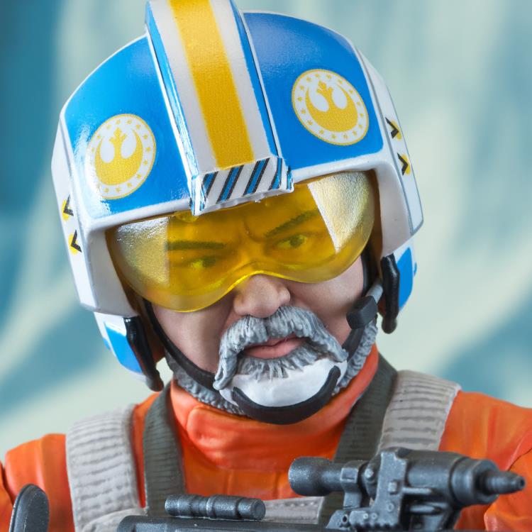 The Mandalorian Carson Teva 1/6 Scale SDCC 2023 Limited Edition Bust Gallery Image 8