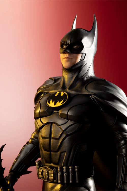 The Flash (2023) ArtFX Batman Statue Gallery Image 18