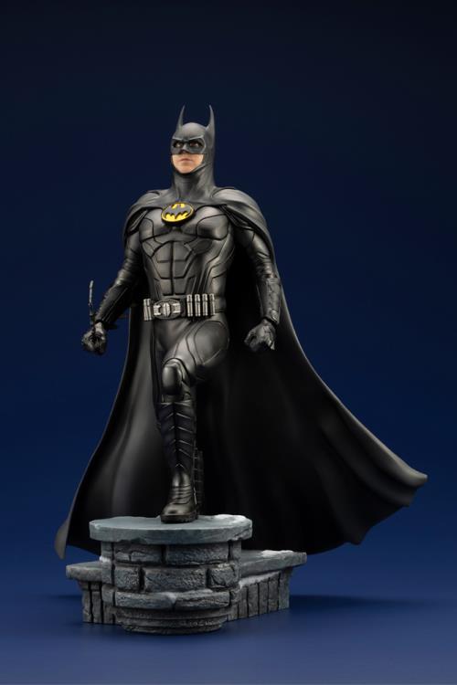 The Flash (2023) ArtFX Batman Statue Gallery Image 13