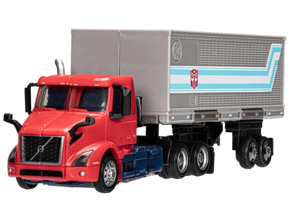 Transformers Generations Leader Optimus Prime (Volvo VNR 300) Gallery Image 4