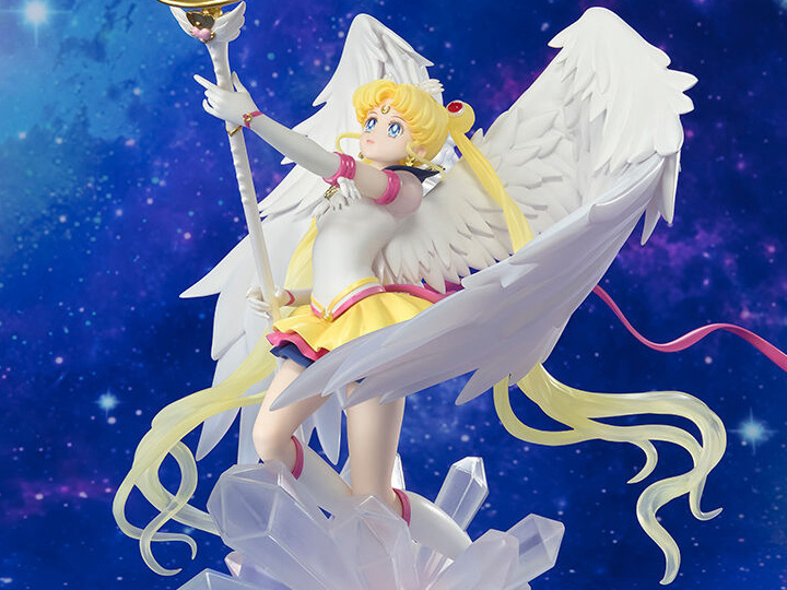 Sailor Moon Eternal FiguartsZERO chouette Eternal Sailor Moon (Darkness Calls to Light, and Light, Summons Darkness) Gallery Image 1