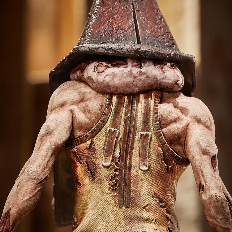Silent Hill 2 Red Pyramid Thing Limited Edition Statue Gallery Image 15