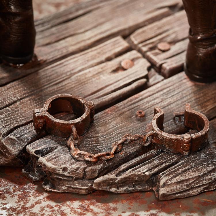 Silent Hill 2 Red Pyramid Thing Limited Edition Statue Gallery Image 9