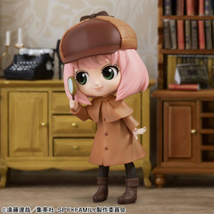 Spy x Family Q Posket Anya Forger (Research Ver. A) Gallery Image 3