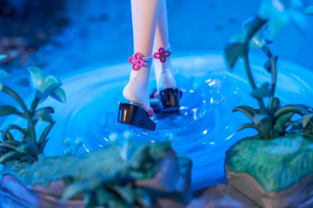 Genshin Impact Ayaka Kamisato (Frostflake Heron) 1/7 Scale Figure Gallery Image 9