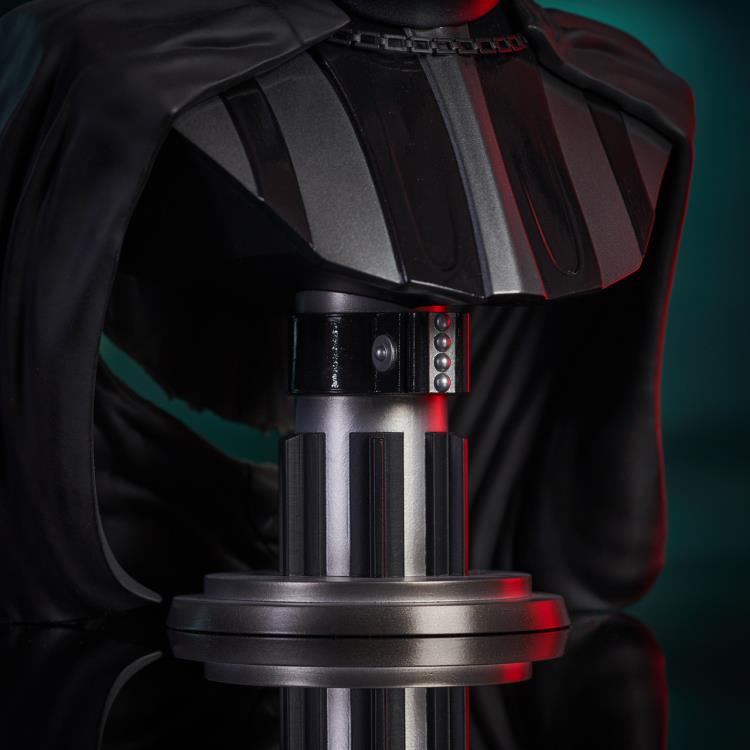 Star Wars: Obi-Wan Kenobi Legends in 3D Darth Vader (Damaged Helmet) 1/2 Scale Limited Edition Bust Gallery Image 10