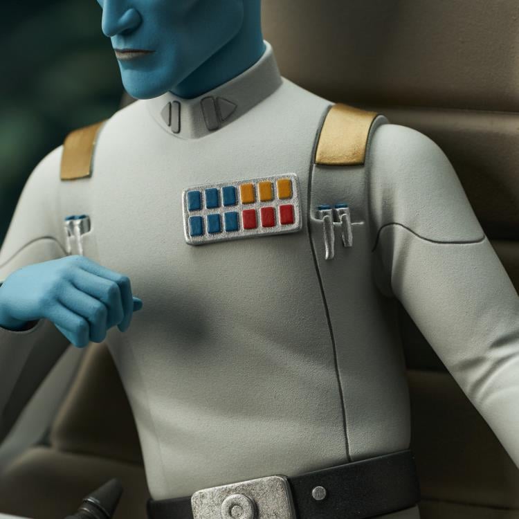 Star Wars: Rebels Premier Collection Thrawn on Throne 1/7 Scale Limited Edition Statue Gallery Image 10