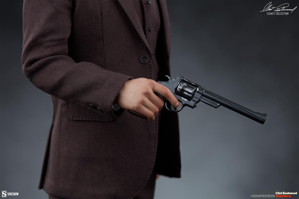 Dirty Harry Harry Callahan (Final Act Variant) 1/6 Scale Figure Gallery Image 8