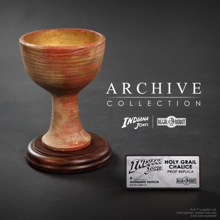 Indiana Jones and the Last Crusade Holy Grail Chalice Prop Replica Gallery Image 3