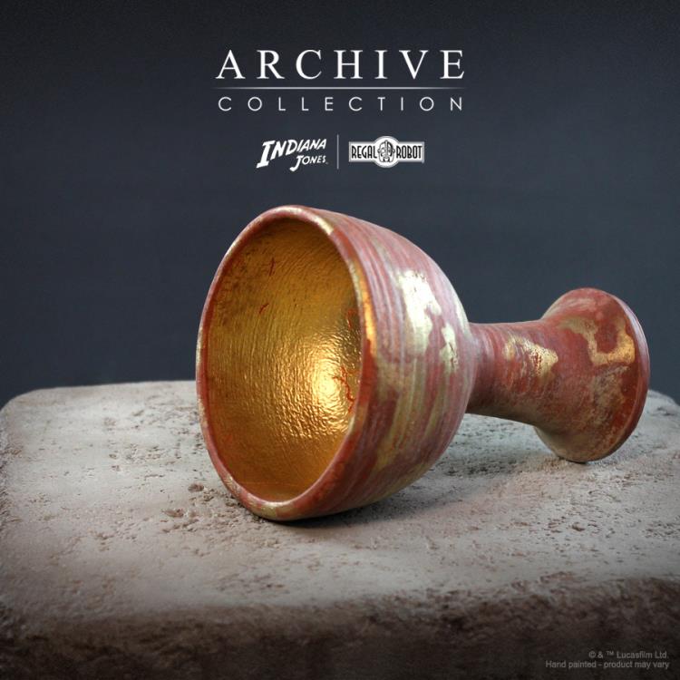 Indiana Jones and the Last Crusade Holy Grail Chalice Prop Replica Gallery Image 9