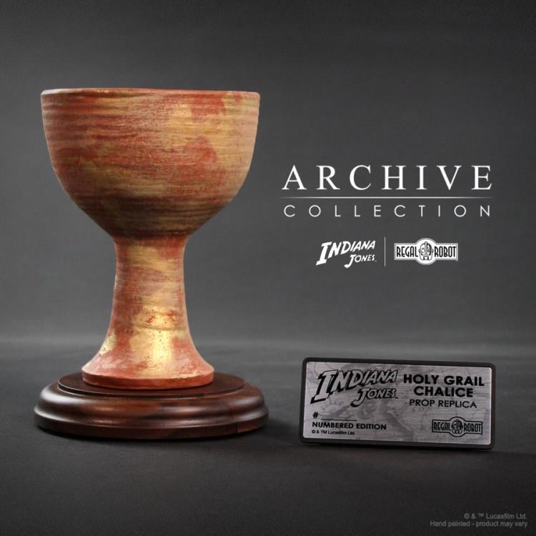 Indiana Jones and the Last Crusade Holy Grail Chalice Prop Replica Gallery Image 4