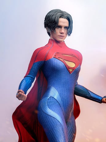 The Flash (2023) MMS715 Supergirl 1/6th Scale Collectible Figure Gallery Image 2
