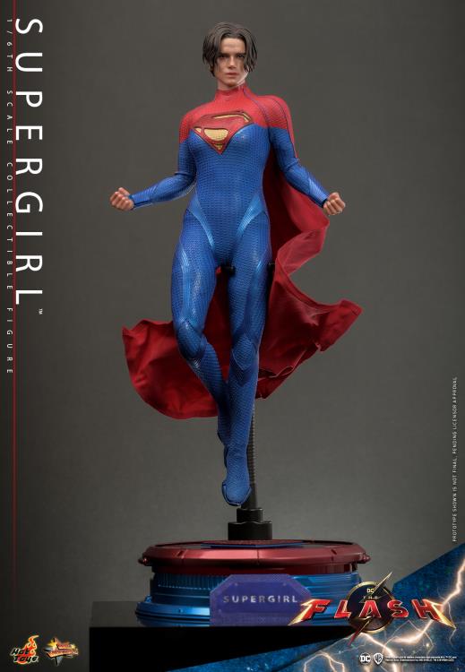 The Flash (2023) MMS715 Supergirl 1/6th Scale Collectible Figure Gallery Image 3