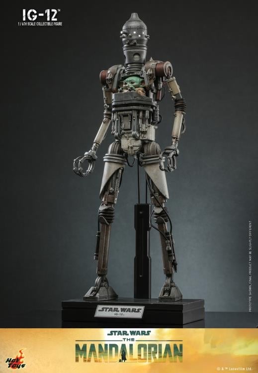 The Mandalorian TMS104 IG-12 and Grogu 1/6th Scale Collectible Figure Set Gallery Image 4