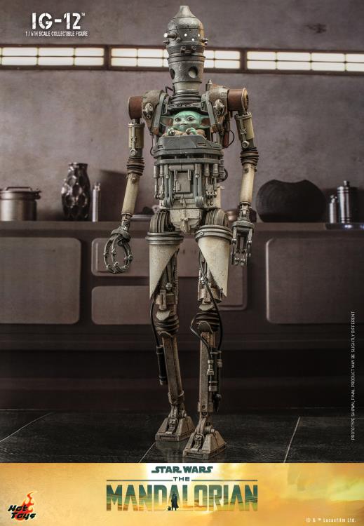 The Mandalorian TMS104 IG-12 and Grogu 1/6th Scale Collectible Figure Set Gallery Image 7