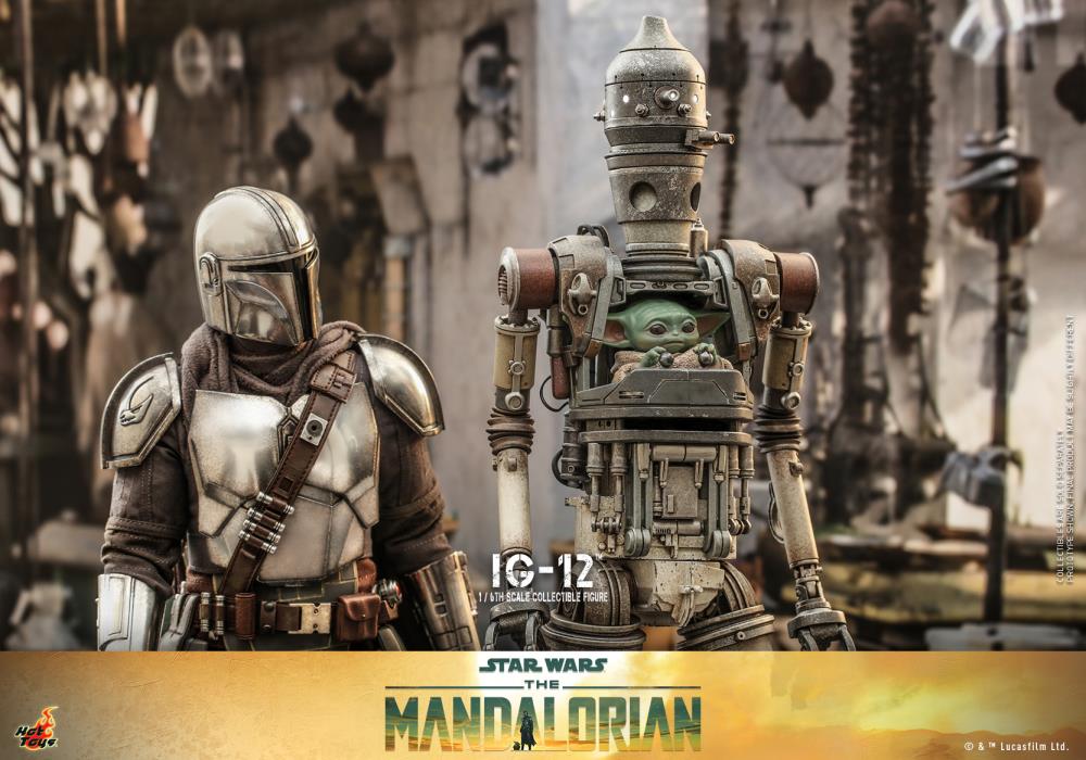 The Mandalorian TMS104 IG-12 and Grogu 1/6th Scale Collectible Figure Set Gallery Image 16