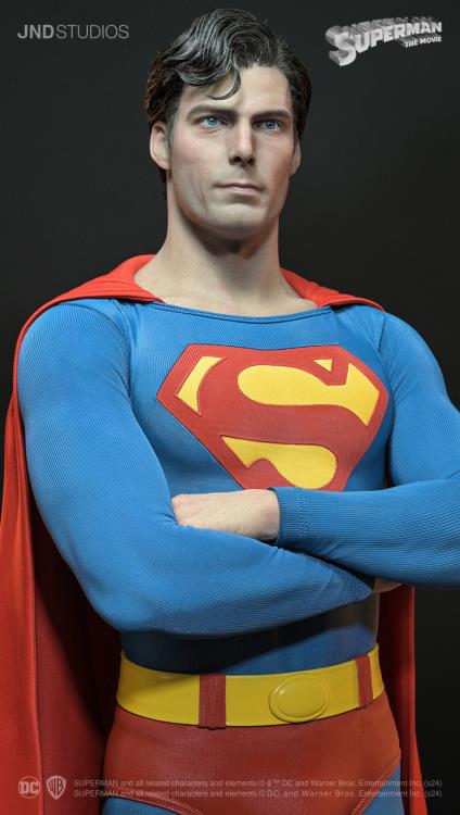 Superman (1978) Hyperreal Superman (Dual Ver.) 1/3 Scale Statue Gallery Image 20