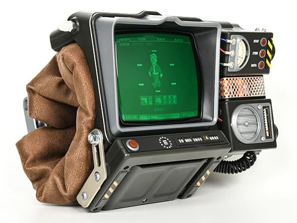 Fallout 76 Pip-Boy (Mk VI Enclave Ver.) Limited Edition Replica Gallery Image 4
