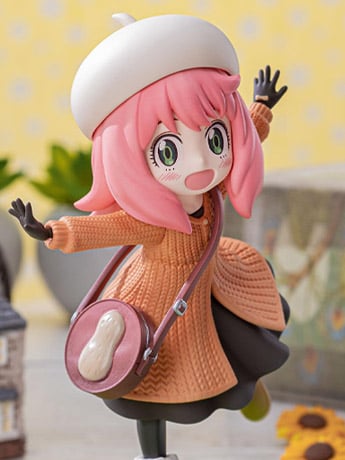 Spy x Family Luminasta Anya Forger (Ooting Ver.) Figure Gallery Image 2