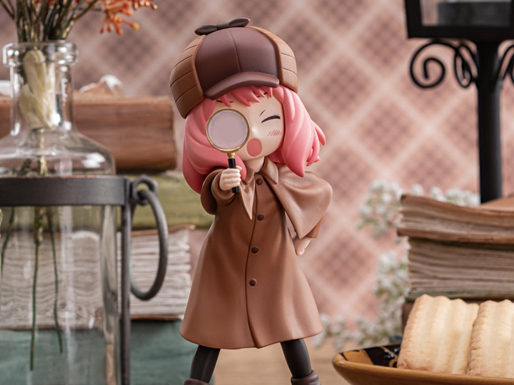 Spy x Family Luminasta Anya Forger (Playing Detective Ver.) Figure Gallery Image 1