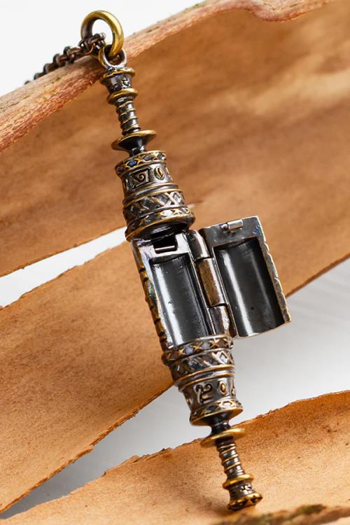 The Elder Scrolls Hinged Elder Scroll Limited Edition Necklace Gallery Image 6