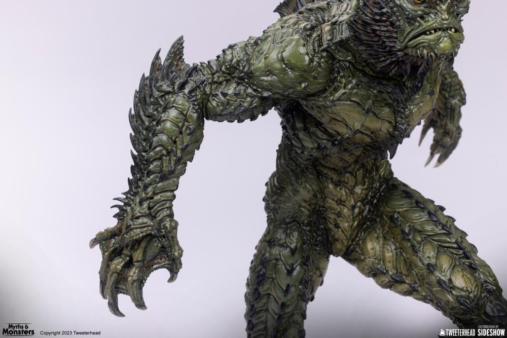 Myths & Monsters Gillman 1/5 Scale Maquette Gallery Image 11