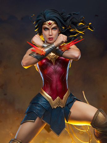 DC Comics Premium Format Wonder Woman: Saving the Day Statue Gallery Image 2