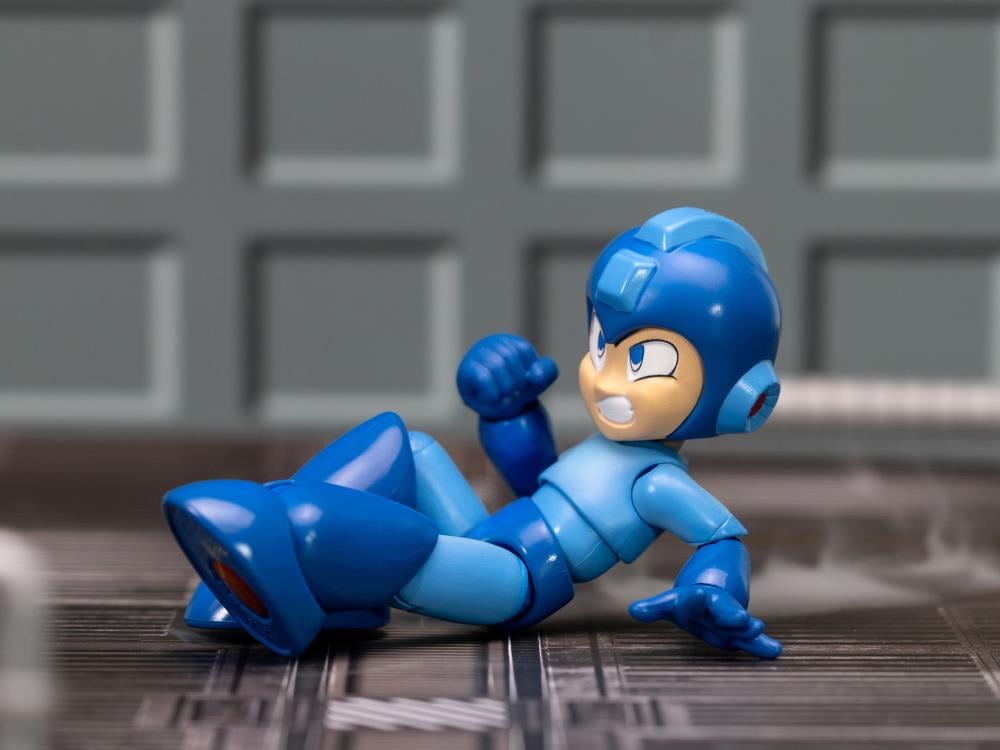 Mega Man 1/12 Scale Action Figure Gallery Image 9