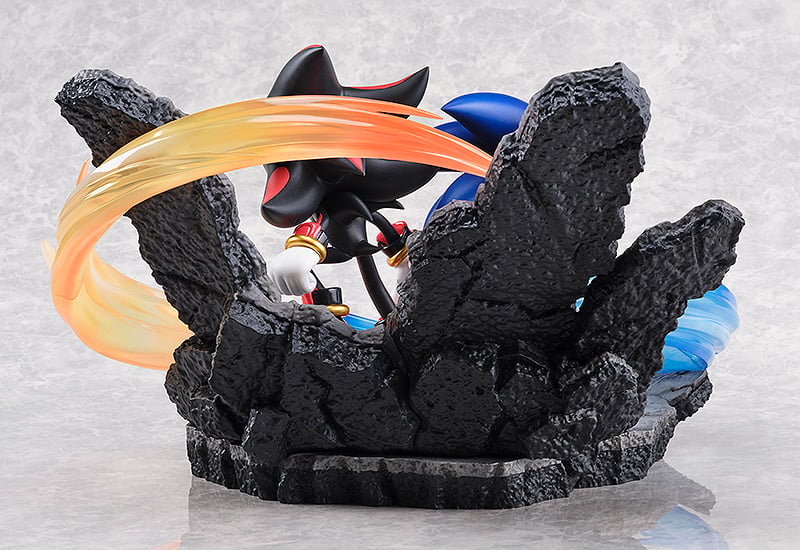 Sonic Adventure 2 S-Fire Sonic and Shadow Figure Gallery Image 5