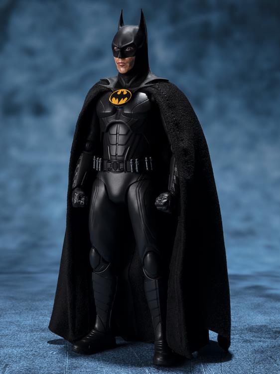 The Flash (2023) S.H.Figuarts Batman Action Figure Gallery Image 3