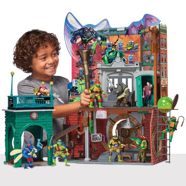 Teenage Mutant Ninja Turtles: Mutant Mayhem Sewer Lair Playset Gallery Image 3