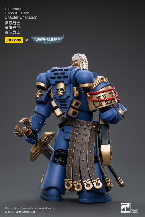 Warhammer 40K Ultramarines Honor Guard Chapter Champion 1/18 Scale Figure Gallery Image 9
