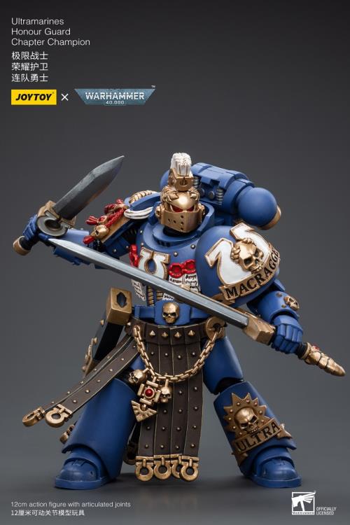 Warhammer 40K Ultramarines Honor Guard Chapter Champion 1/18 Scale Figure Gallery Image 8