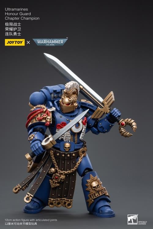 Warhammer 40K Ultramarines Honor Guard Chapter Champion 1/18 Scale Figure Gallery Image 7
