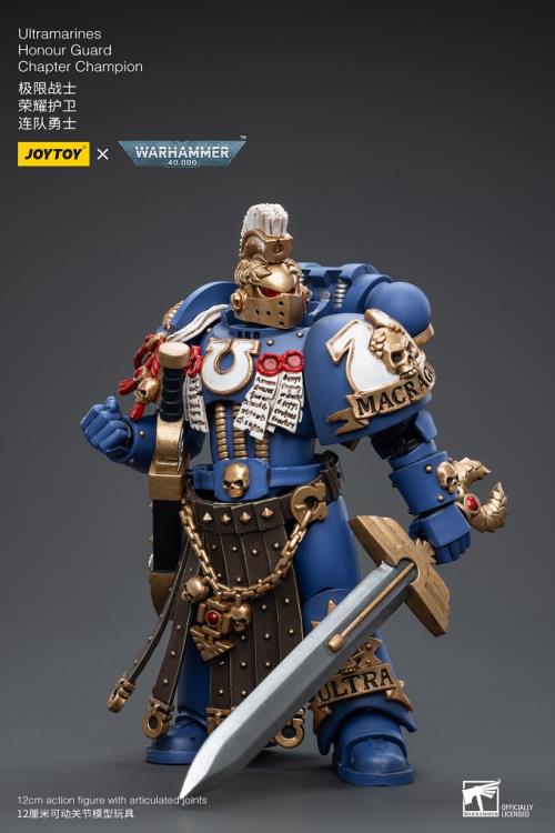 Warhammer 40K Ultramarines Honor Guard Chapter Champion 1/18 Scale Figure Gallery Image 4