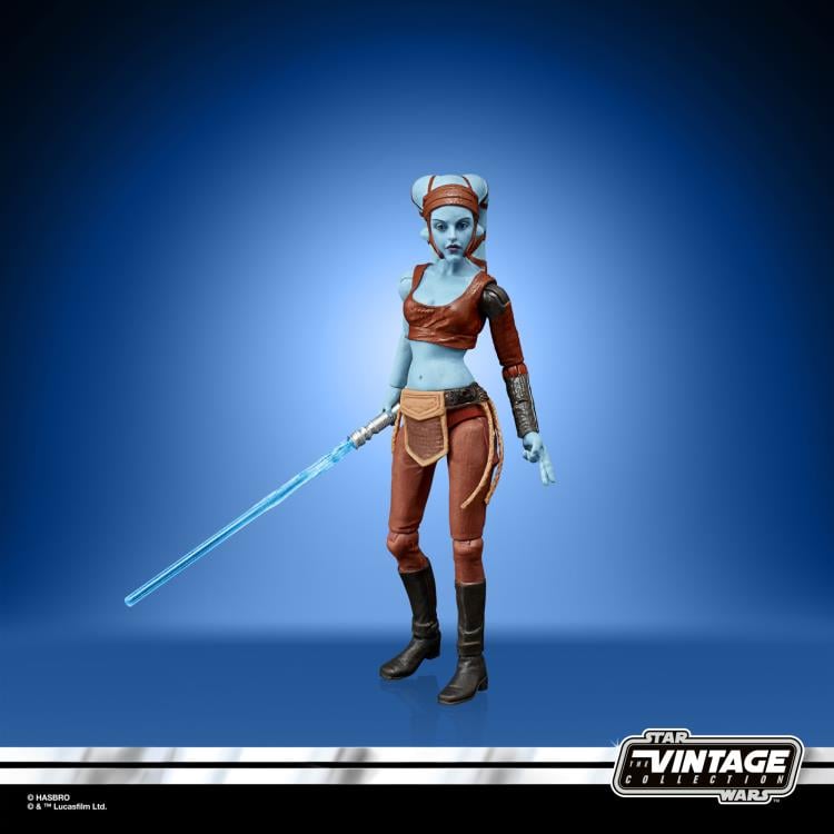 Star Wars: The Vintage Collection Aayla Secura (Clone Wars) Exclusive Gallery Image 3