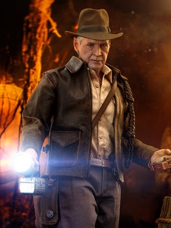 Indiana Jones and the Dial of Destiny MMS717 Indiana Jones Deluxe 1/6th Scale Collectible Figure Gallery Image 2