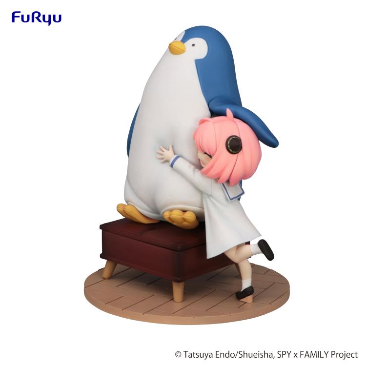Spy x Family Anya Forger with Penguin Exceed Creative Figure Gallery Image 7