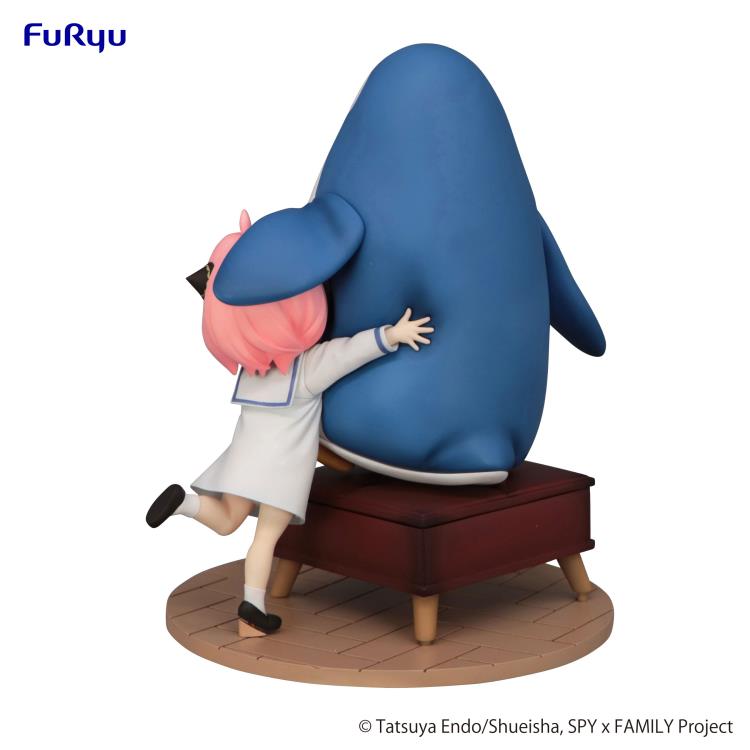 Spy x Family Anya Forger with Penguin Exceed Creative Figure Gallery Image 9